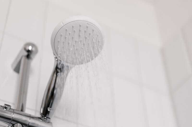 Close up photo of a shower head