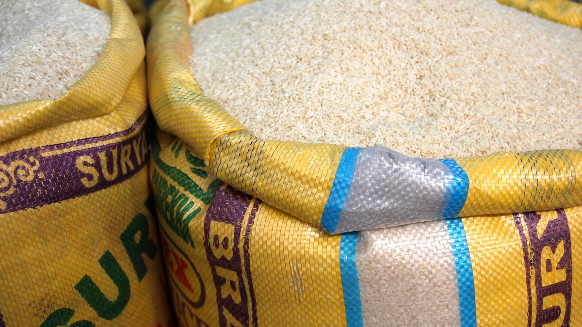 Säcke gefüllt mit Reis
