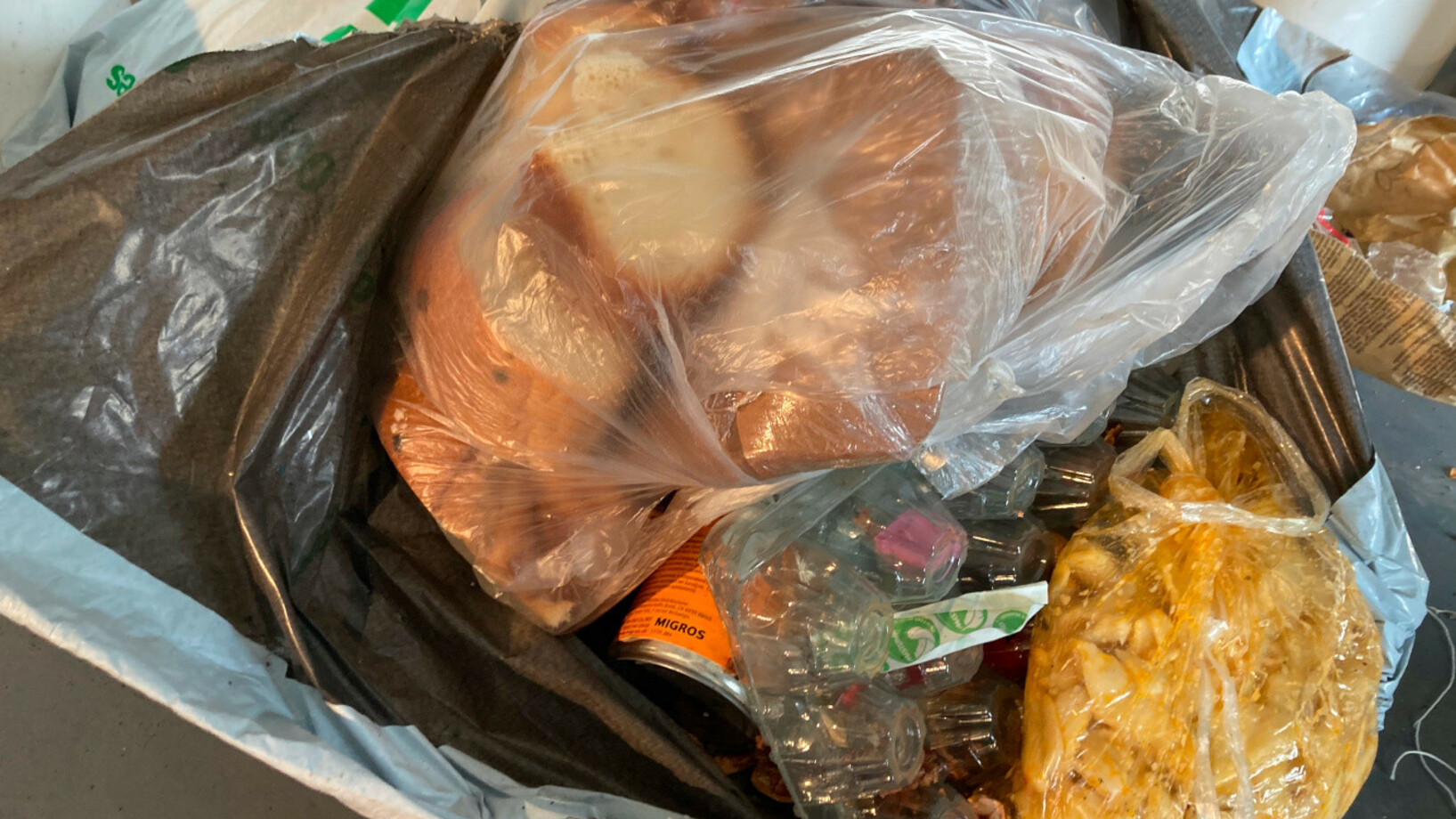 Abfallsack mit Food Waste