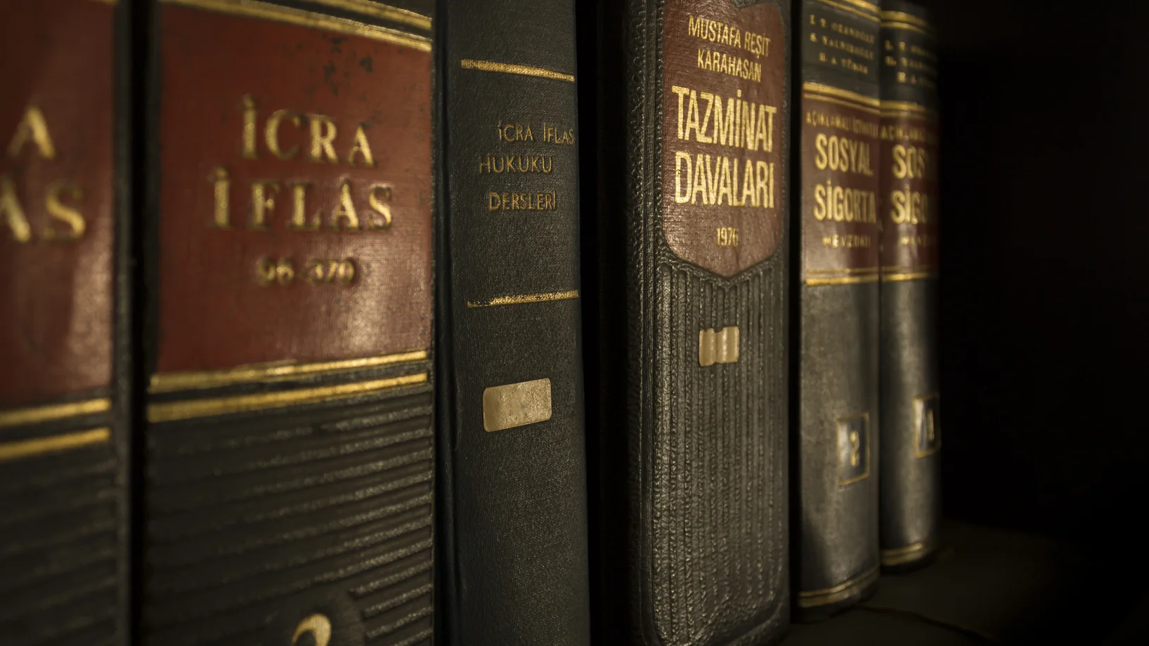 Icra iflas piled book