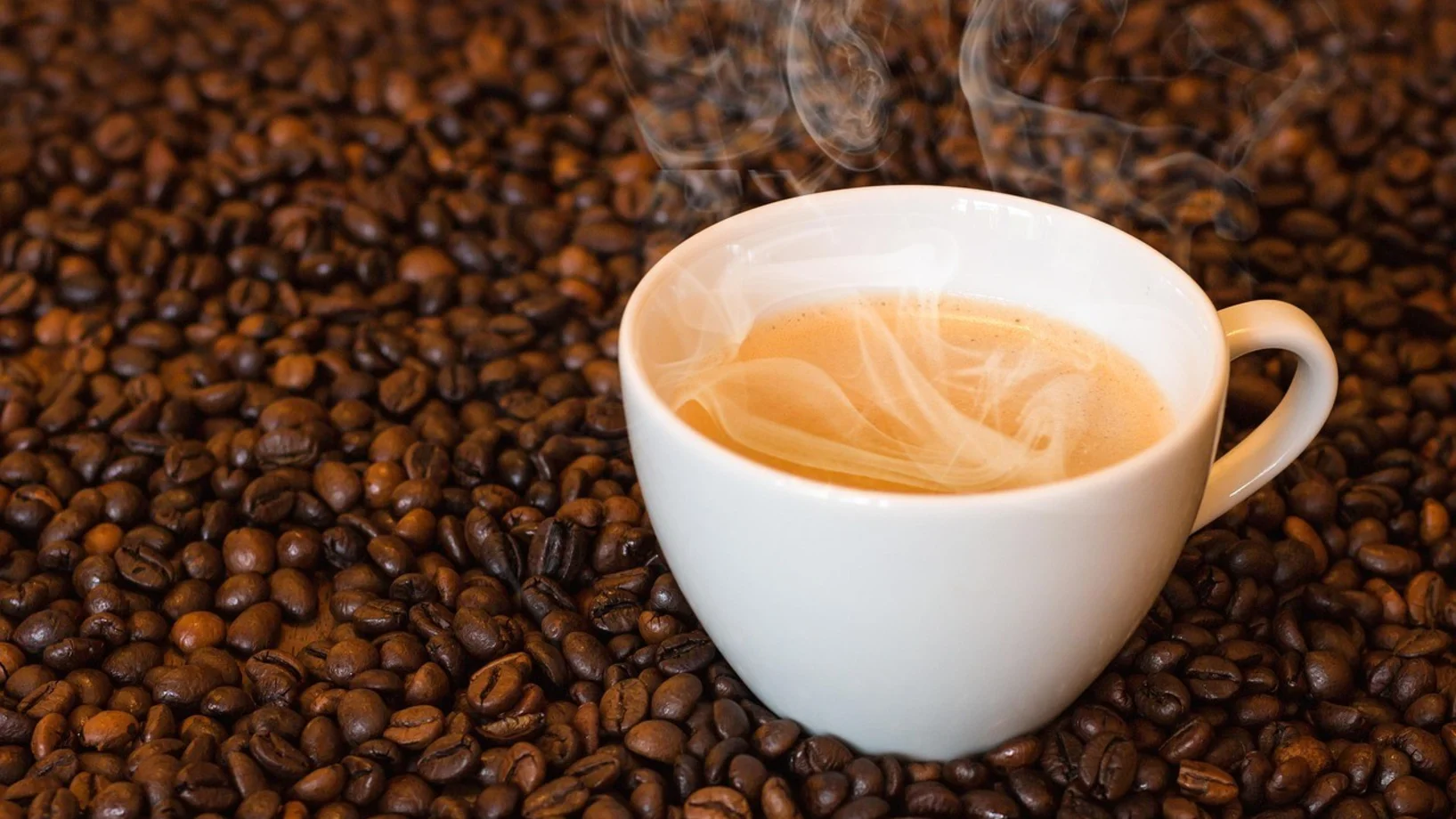 Kaffee und Bohnen