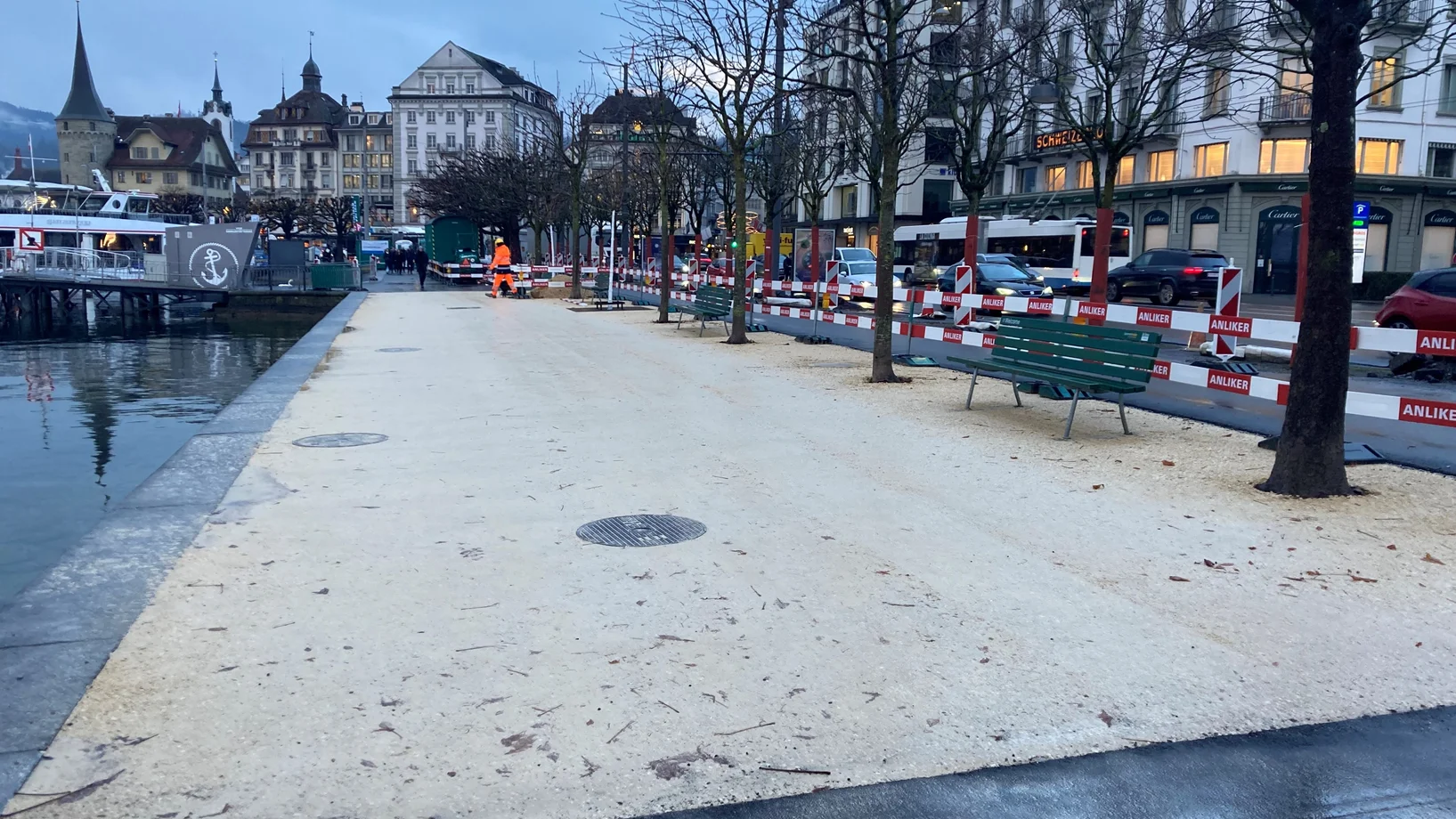 Neu entsiegelte Fläche mit Mergelbelag