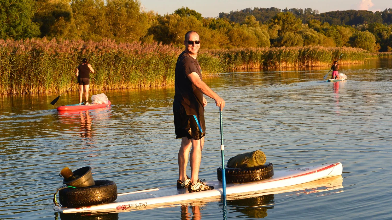 Abfalltour per Stand Up Paddle auf dem Murtensee